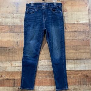 Hollister Mens Tapered Epic Flex Jeans Size 32 (Inseam 28”)